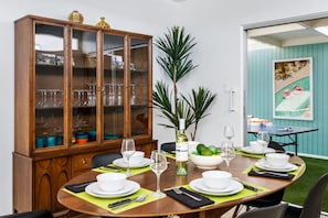 Dining - Stargazer - Vibrant Mid-Century Retreat (Palm Springs)
