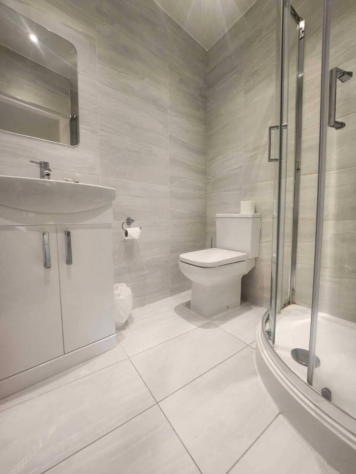 经典客房 | 浴室 | 淋浴设施、毛巾