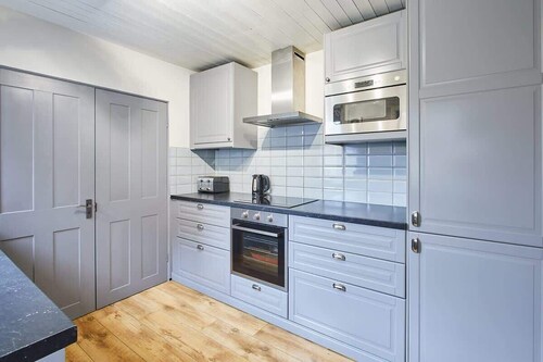 Host & Stay | Allium House