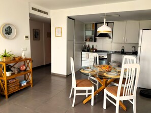 Dining - Lovely apartment next to the beach, with surroundings river and mountain views. (Moncofa)