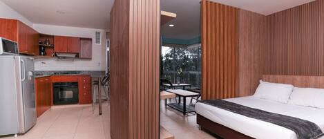 2 bedrooms, desk, iron/ironing board, travel cot