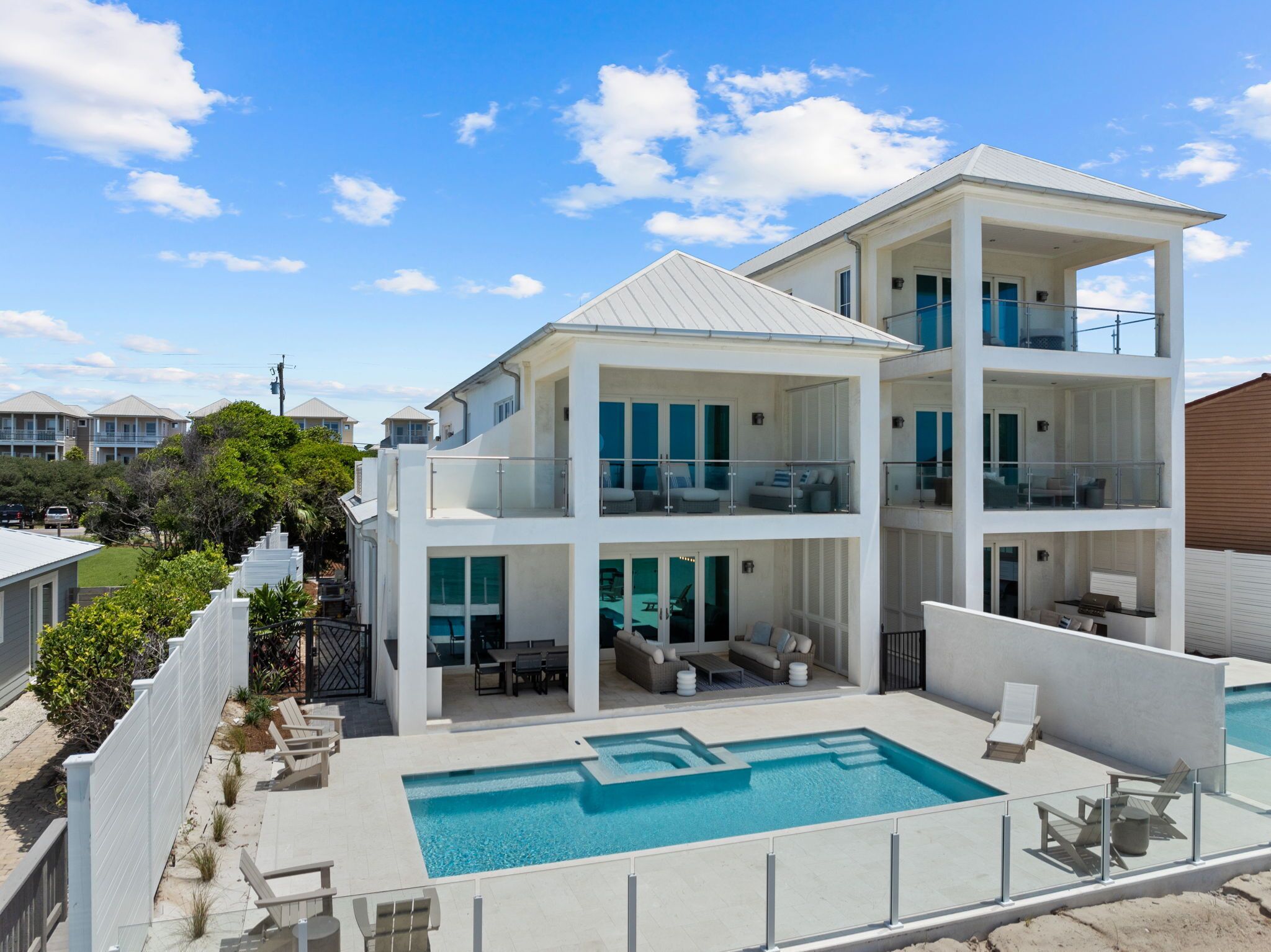 Book for Fall! Gulf Views from Every Floor! Private Pool and Spa! 5 Adult Bikes! Golf Cart!