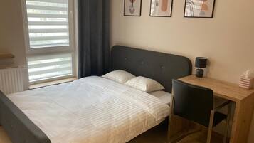 Studiosuite, 1 Doppelbett, Nichtraucher | Laptopgeeigneter Arbeitsplatz, BĂŒgeleisen/BĂŒgelbrett, kostenloses WLAN