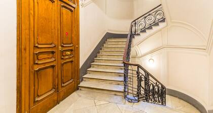 Piazza Amedeo Flat by Wonderful Italy