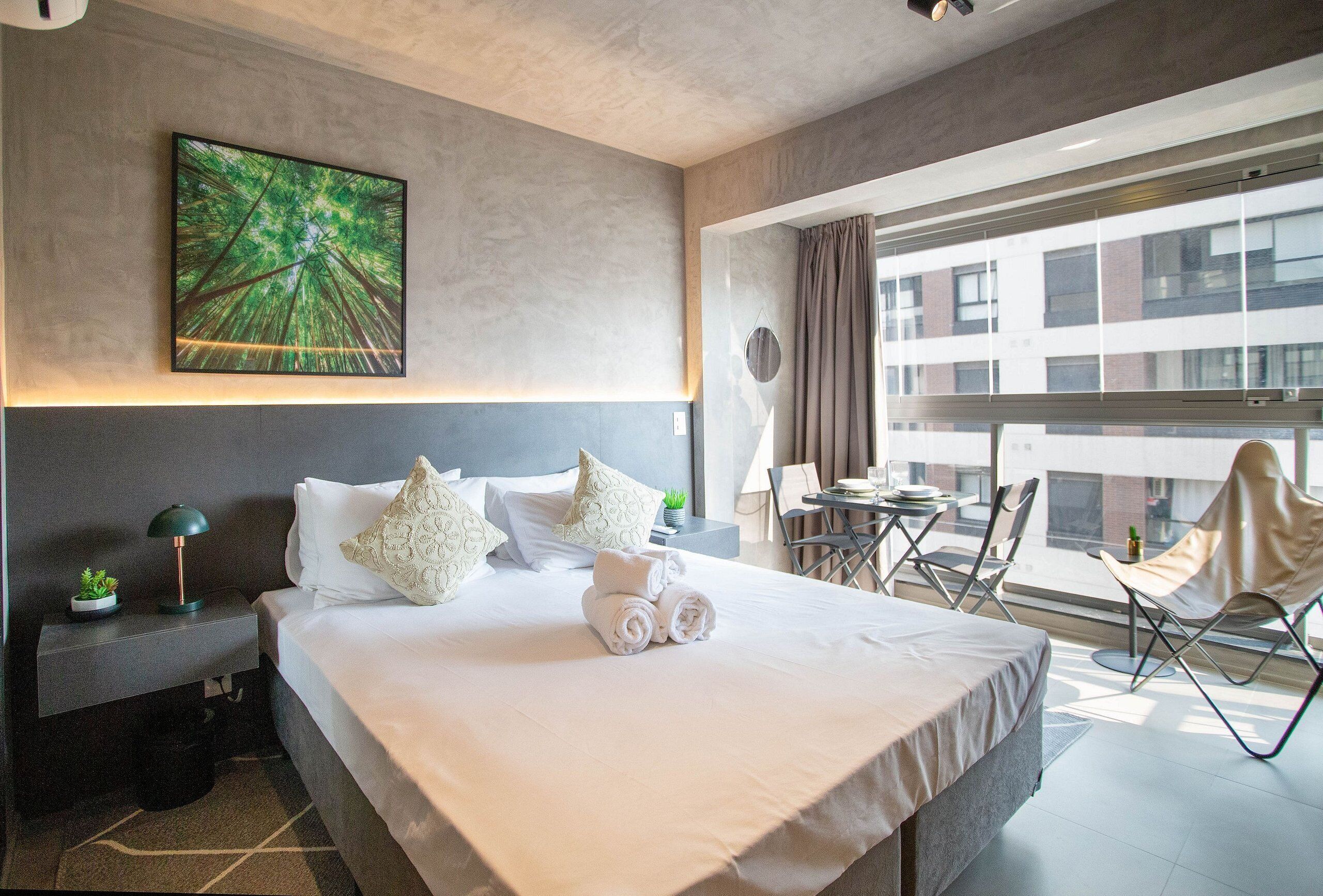 City Studio | 1 bedroom, blackout drapes, iron/ironing board, free WiFi