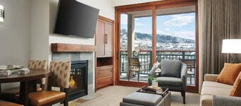 Ski-In/Ski-Out Luxurious 1 Bedroom Villa at Sheraton Steamboat Resort Villas
