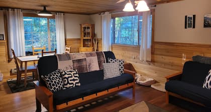 San Gregorio - A Cozy & Dog Friendly Forest Retreat