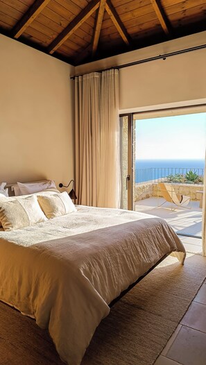 4 bedrooms, in-room safe, iron/ironing board, free cots/infant beds - Olive Villas (West Mani)