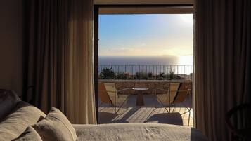 4 bedrooms, in-room safe, iron/ironing board, free cots/infant beds