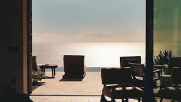 42-inch Smart TV with cable channels