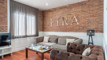 Apartamento familiar, vistas a la ciudad | Zona de estar