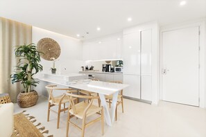 Dining - B-102 Stunning ocean view unit (Cupecoy)