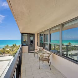 Appartamento Deluxe, 2 camere da letto, balcone, vista oceano parziale | Terrazza/patio