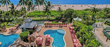 2 piscines extérieures, tentes de plage, parasols de plage