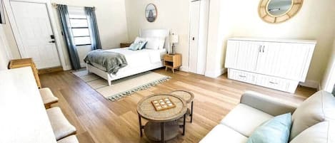 1 habitación, tabla de planchar con plancha, wifi y ropa de cama