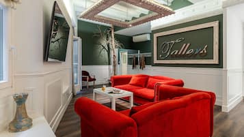 Apartamento de diseño, 3 habitaciones, vistas a la ciudad | Zona de estar