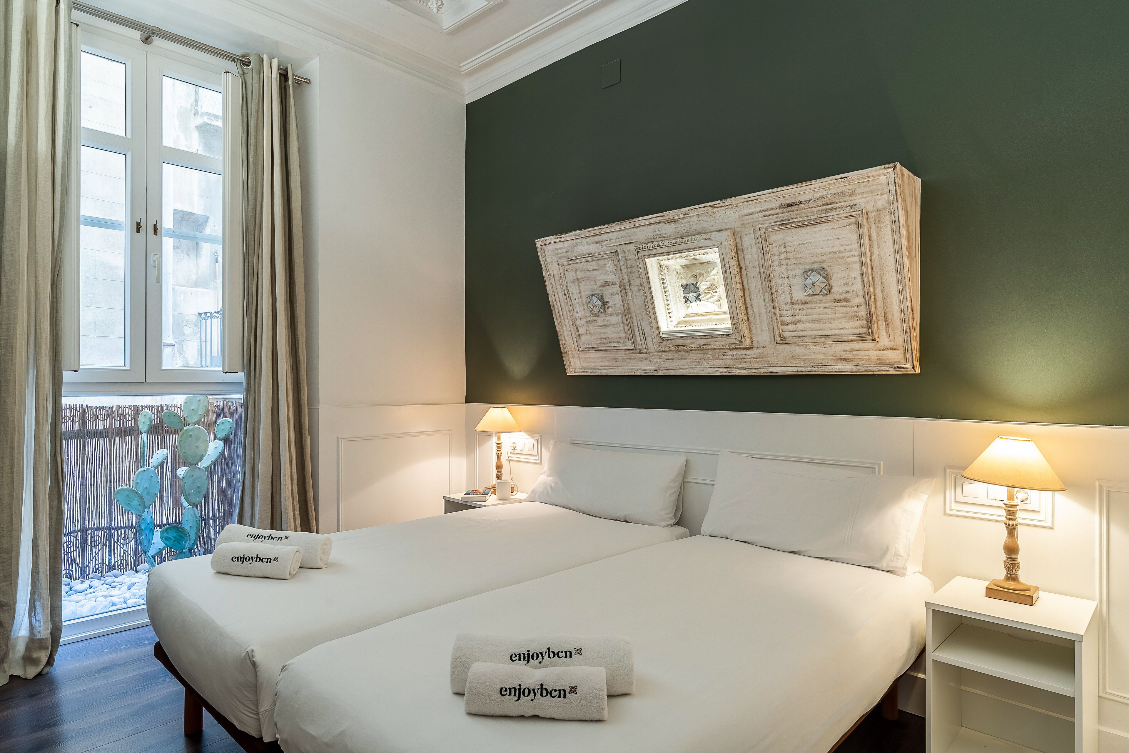 Design Apartment, 3 Bedrooms, City View | 4 bedrooms, in-room safe, iron/ironing board, free WiFi