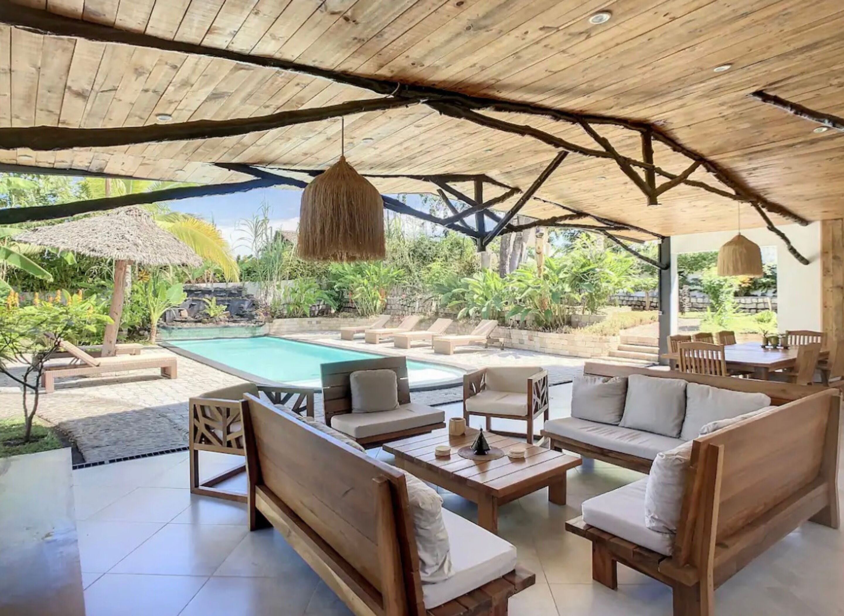 Basic Villa | Living area