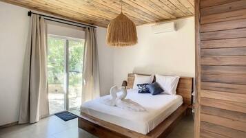 Basic Villa | 4 bedrooms, free WiFi, bed sheets