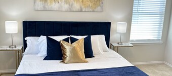 Modern apt/King bed/Free parking/Wi-fi