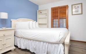 4 Schlafzimmer, Bügeleisen/Bügelbrett, kostenloses WLAN, Bettwäsche