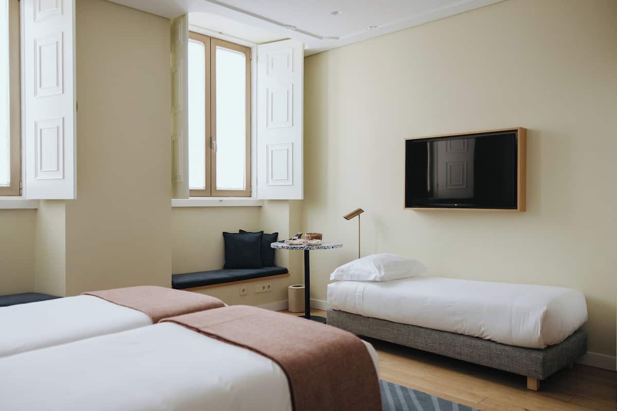 Deluxe kamer | 1 slaapkamer, hypoallergeen beddengoed, een gratis minibar