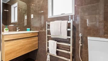 Hair dryer, towels