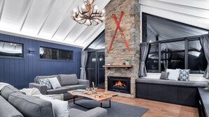 TV, fireplace - The Burrow | Crackenback | Perfect Private Escape (Crackenback)