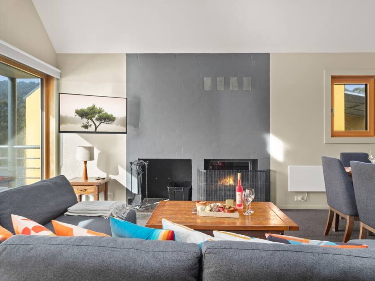 TV, fireplace, stereo