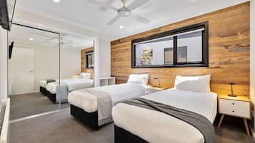 2 habitaciones, tabla de planchar con plancha, wifi y ropa de cama