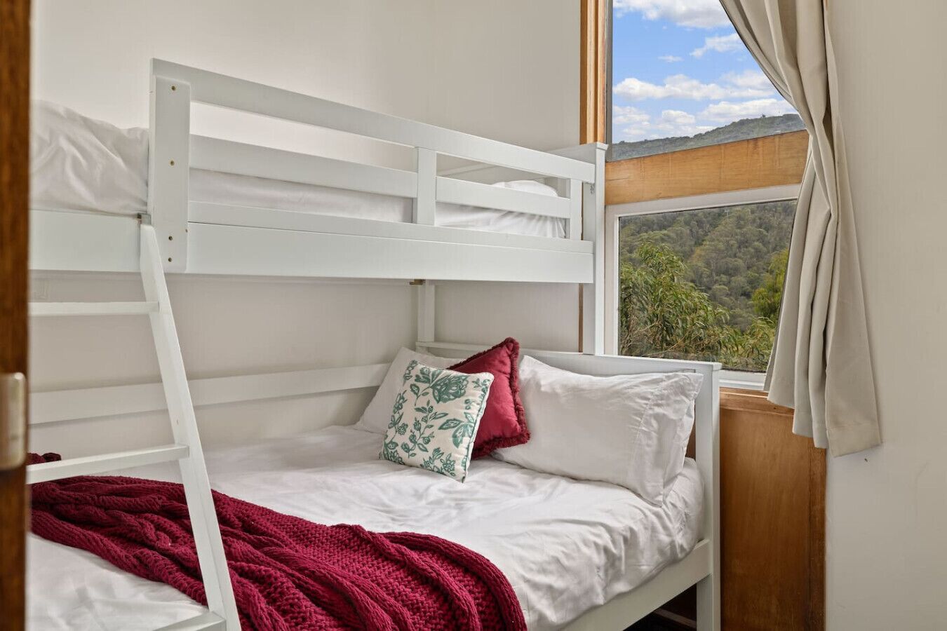 4 chambres, draps fournis