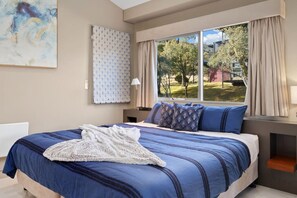 1 bedroom, iron/ironing board, bed sheets