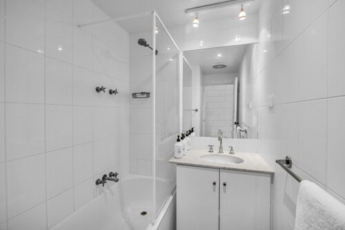 Warrina 8 | Thredbo | Large & on the Village flat