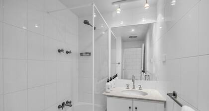 Warrina 8 | Thredbo | Large & on the Village flat