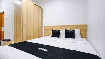 Suite Deluks | Ruang kerja ramah laptop, Wi-Fi gratis, dan seprai linen