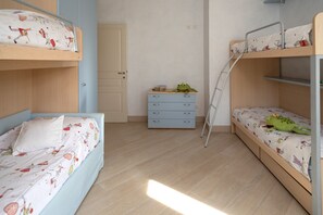 3 chambres, Wi-Fi gratuit, draps fournis