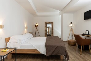 Deluxe Double Room | Frette Italian sheets, premium bedding, down comforters, pillowtop beds