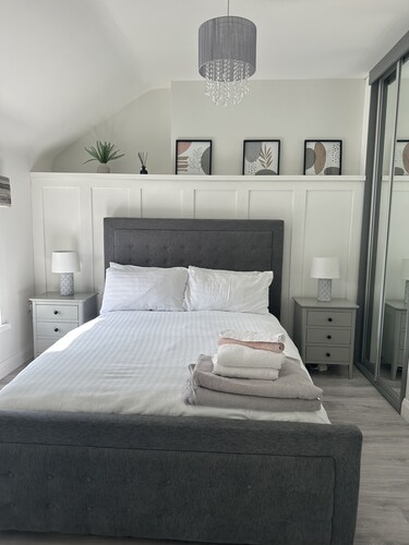 Westland Suites 