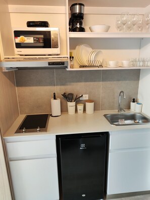 Mini-fridge, microwave, coffee grinder, griddle - Acogedor loft en Chapinero 307 (Bogotá)