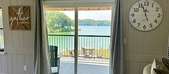 STAY HERE! 2 Homes sleep up to 28! Private cove 2 docks and personal boat launch
