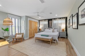 2 室のベッドルーム、アイロン / アイロン台、WiFi、ベッドシーツ