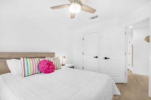 3 habitaciones, tabla de planchar con plancha y wifi gratis