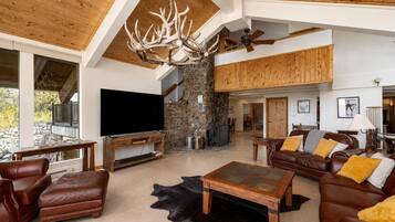 Smart TV, fireplace, foosball, table tennis