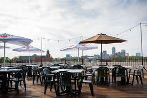 City view from property - FountainView Inn (Indianapolis)