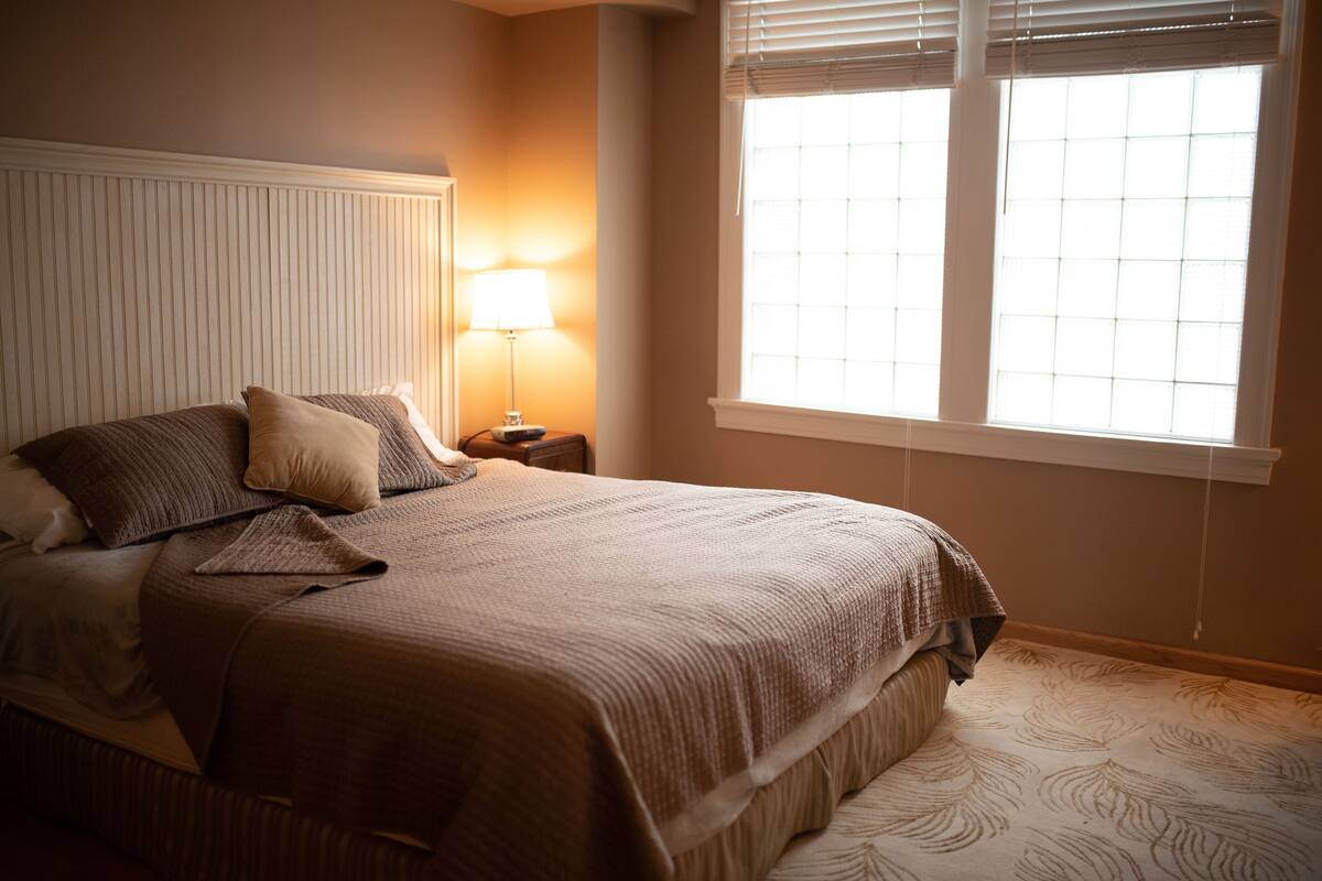307 King Studio Suite | Iron/ironing board, WiFi (free), individually decorated