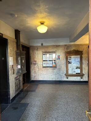 Interior - FountainView Inn (Indianapolis)