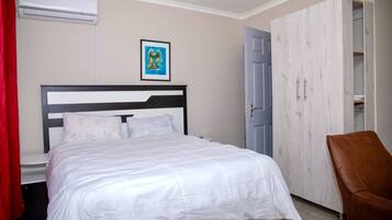 Bàn, truy cập Internet không dây miễn phí