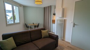 Living area - Studio Hyper Centre (Saint-Nazaire)