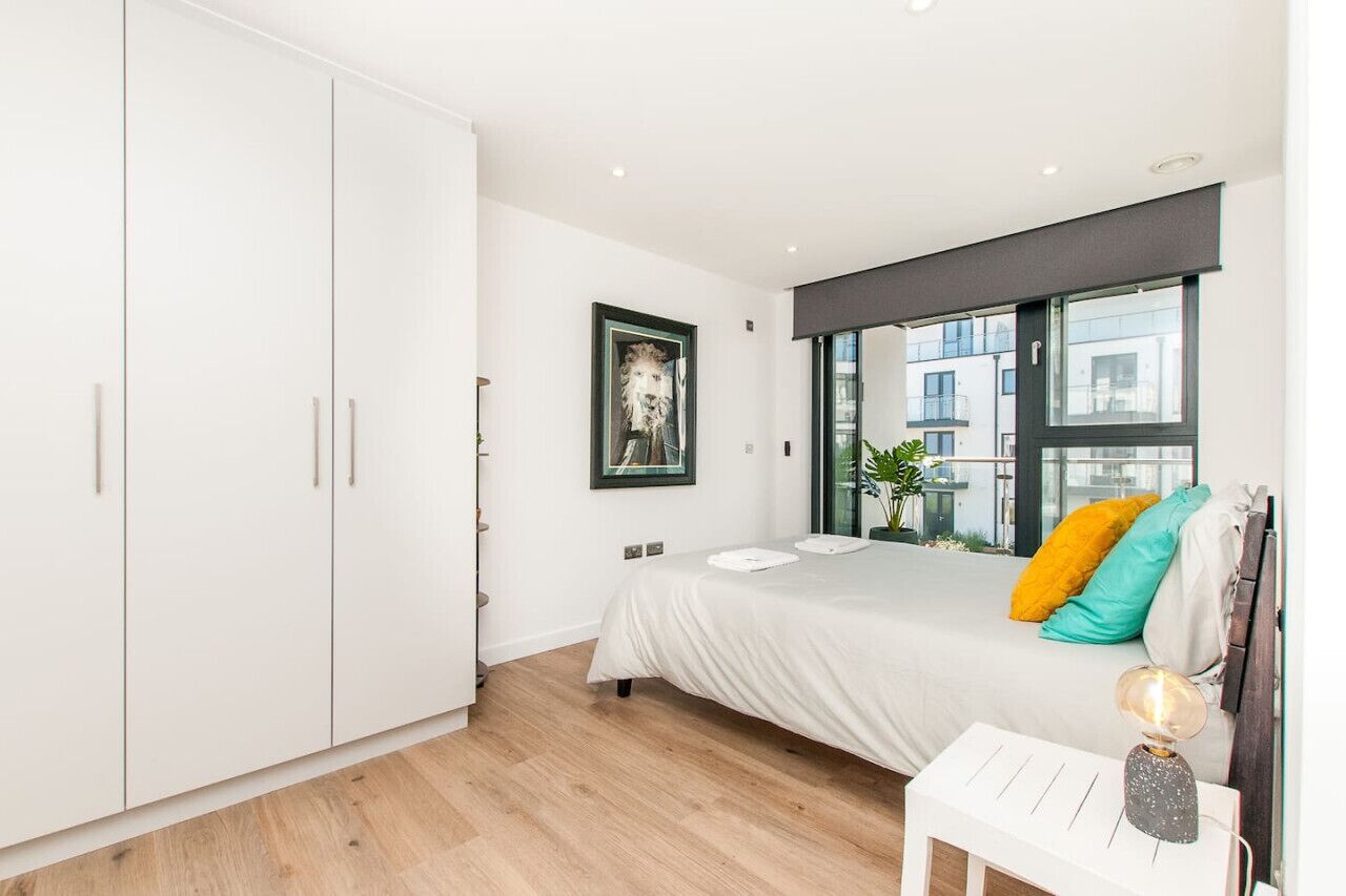 2 Schlafzimmer, Schreibtisch, Bügeleisen/Bügelbrett, WLAN