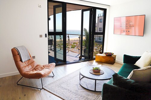 Eco Beach Front Apartment with Secure Parking